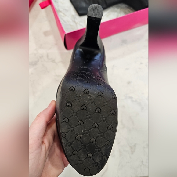 Black Platform Boots - Size 10 - Picture 3 of 6